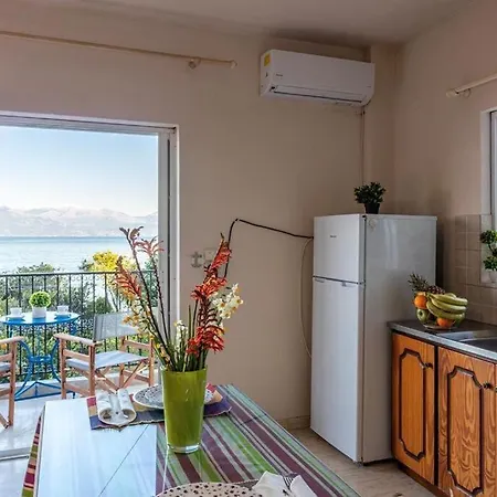 Makarounis Thea Ii * Petalídhion